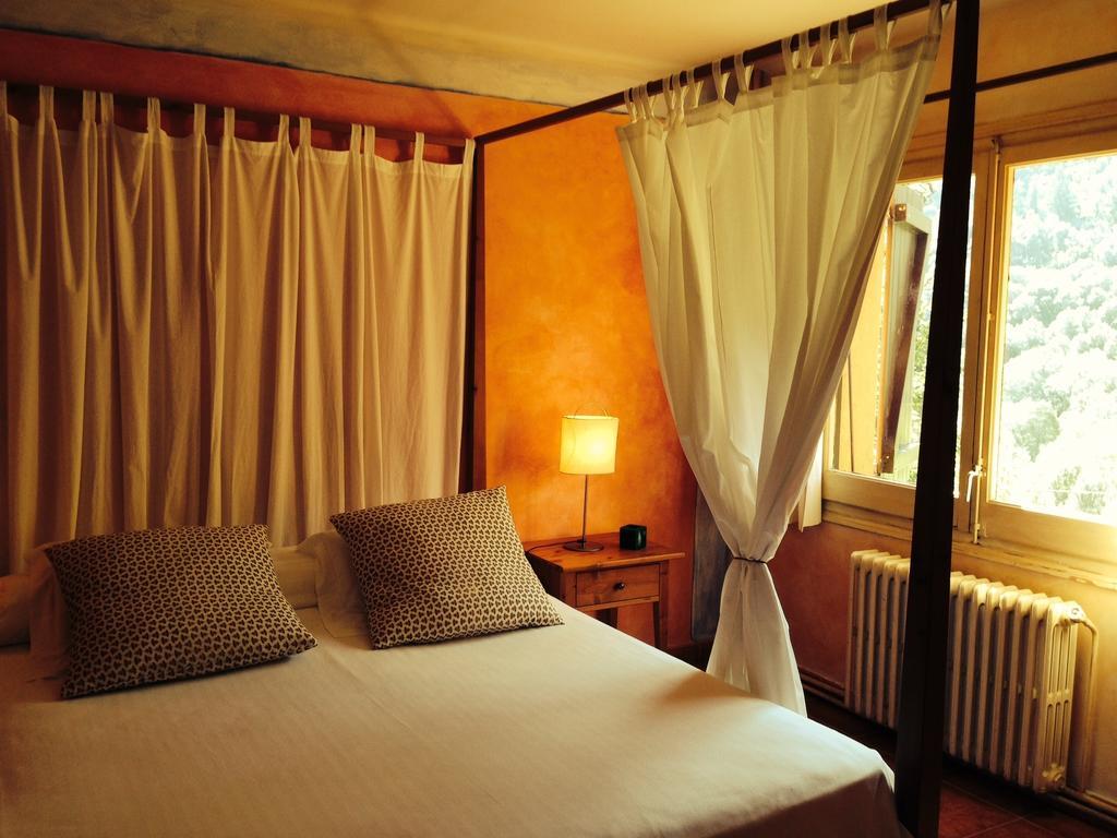 Hostal L'Ou De Reig Montseny Buitenkant foto