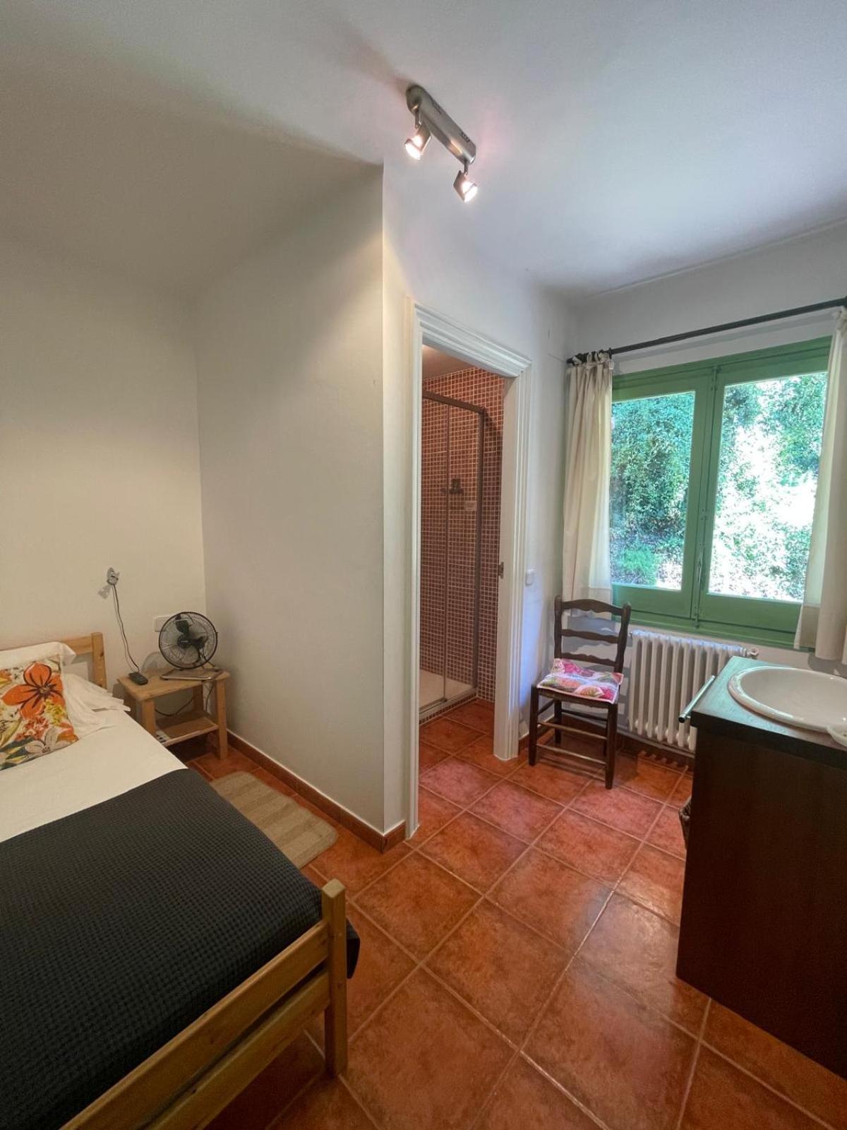 Hostal L'Ou De Reig Montseny Buitenkant foto