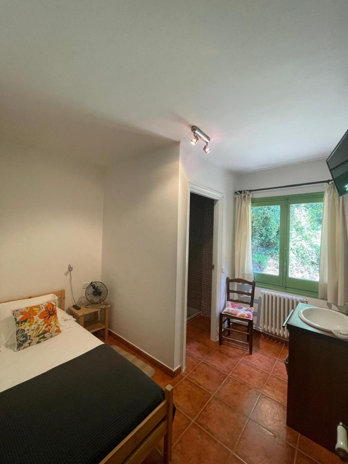 Hostal L'Ou De Reig Montseny Buitenkant foto