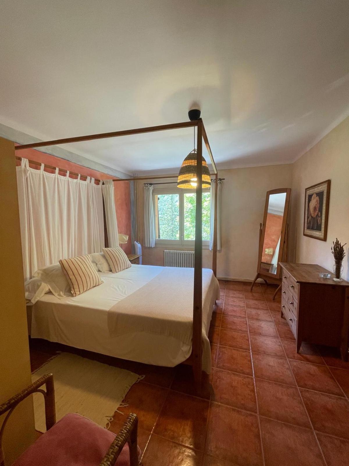 Hostal L'Ou De Reig Montseny Buitenkant foto