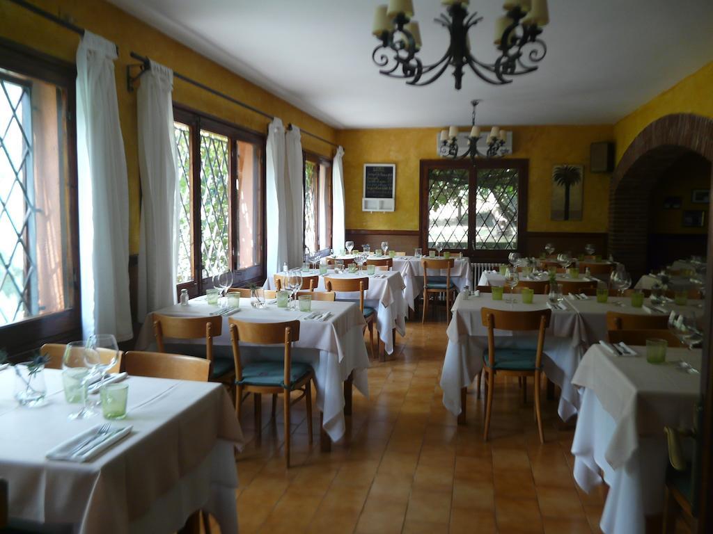 Hostal L'Ou De Reig Montseny Buitenkant foto